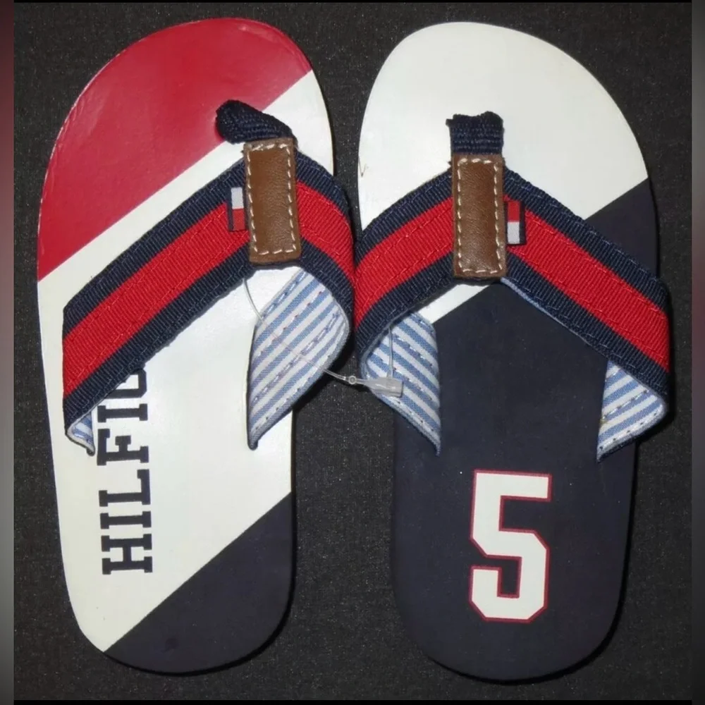 NEW TOMMY HILFIGER BEACH SANDALS RED WHITE BLUE COLOR BLOCK BOYS KIDS 8/9